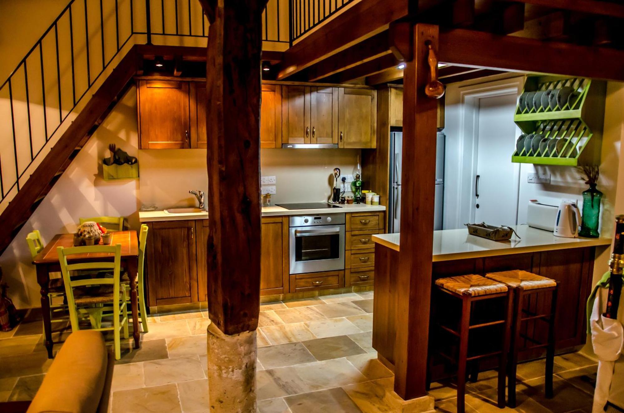 Xenios Cottages Lofou Quarto foto